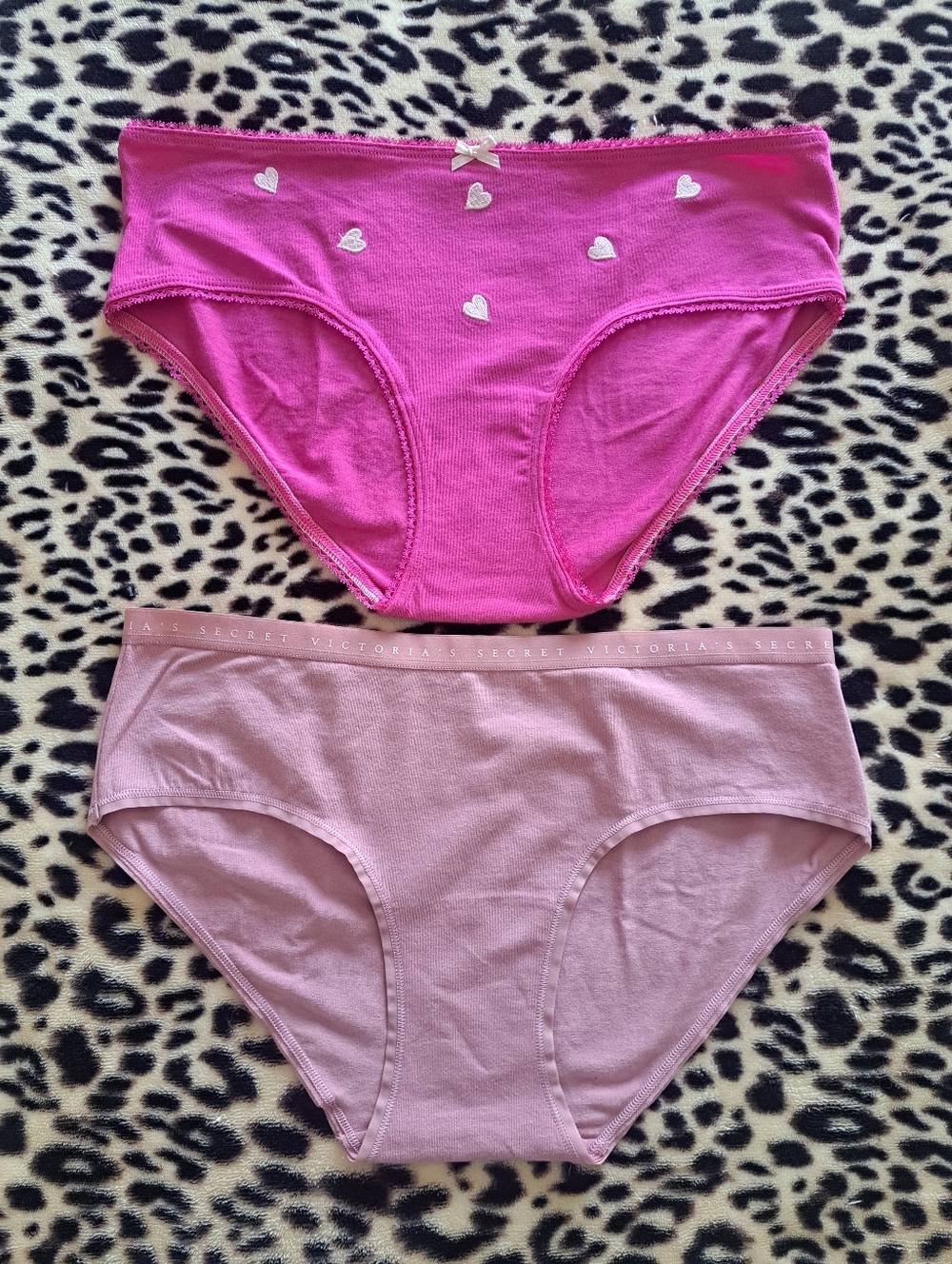 VS Panties bundle (M) NWT